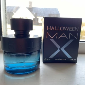 Halloween Man X - Säljer denna parfym som inte kommer till användning. För mängd, se bild 2. Tveka inte att höra av dig vid några funderingar!