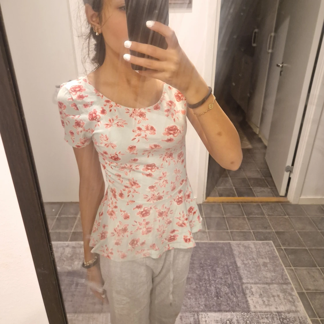 rygglös blommig tröja - 91