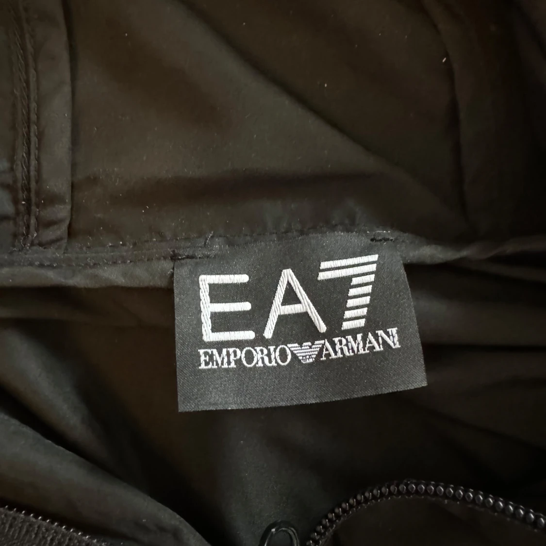 Armani vindjacka  - 91