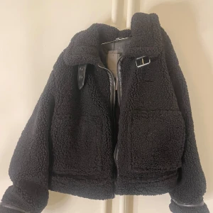 Teddy Jacka - Teddy Jacka   Strl XL Helt ny, oanvänd - prislapp kvar