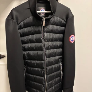 Cardigan  - L/XL Oanvänt  Snabb affär för bättre pris