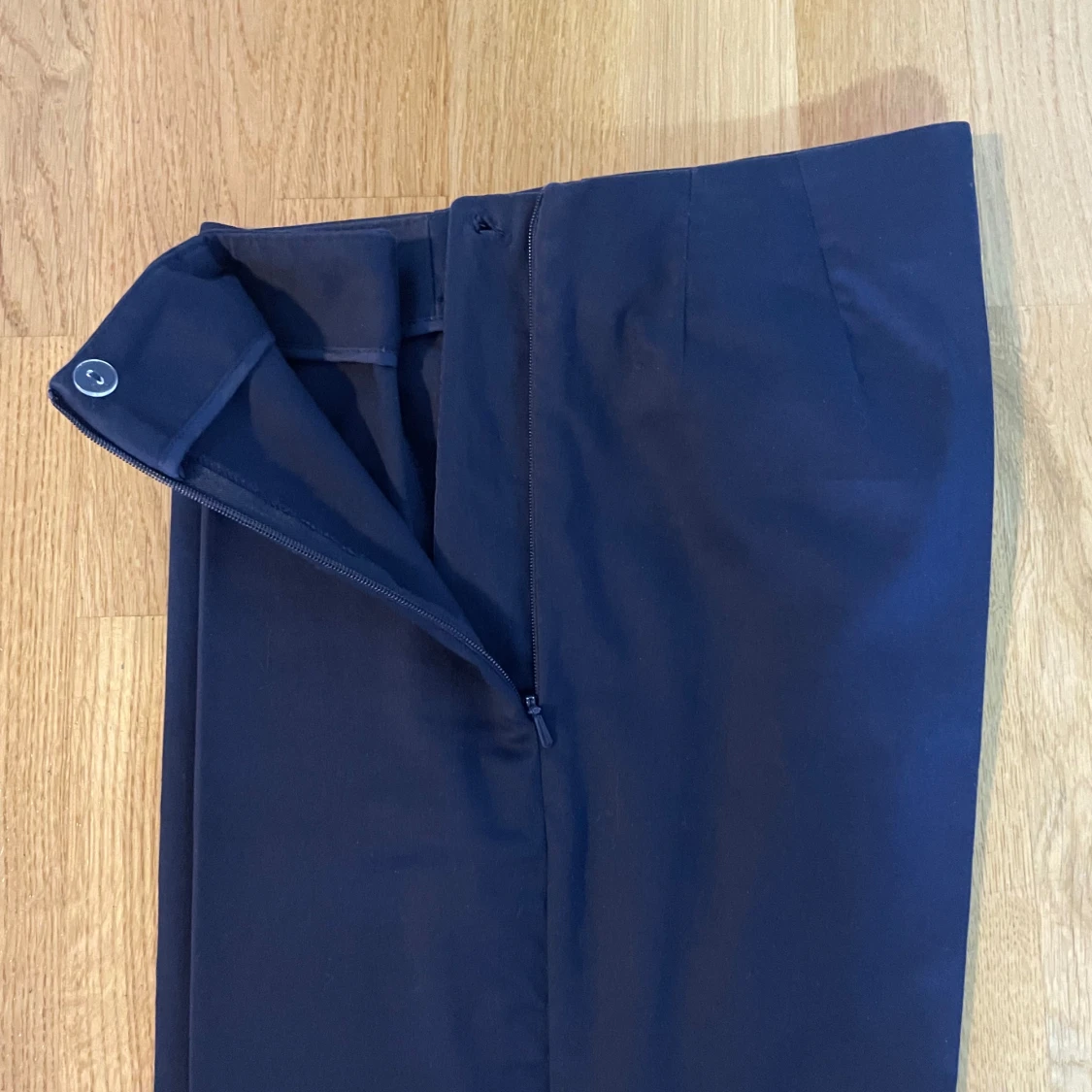 Mörkblå byxor från M&S Collection - 93