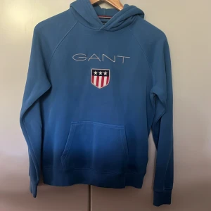 Hoddie - Hoodie från gant skick 9/10
