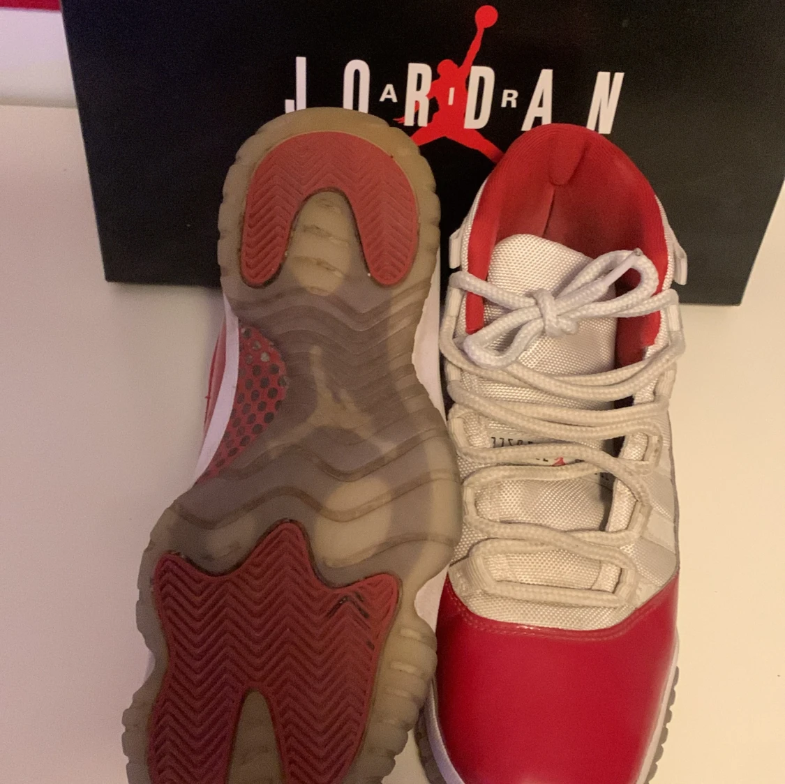 Jordan 11 red cherry - 91