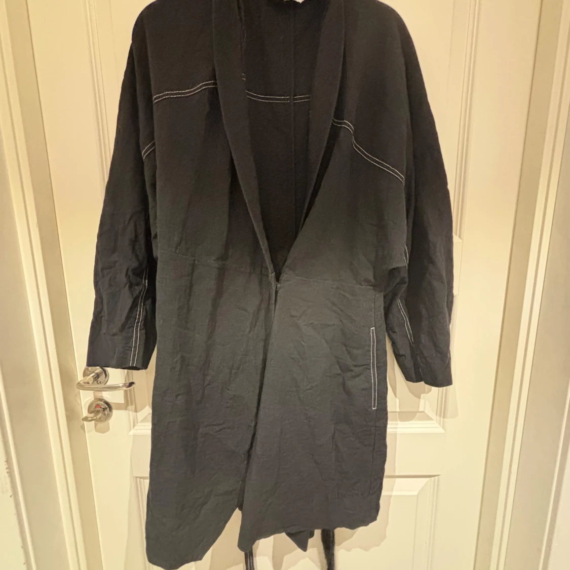 Linneklänning med definierade sömmar, & Other Stories  - 90