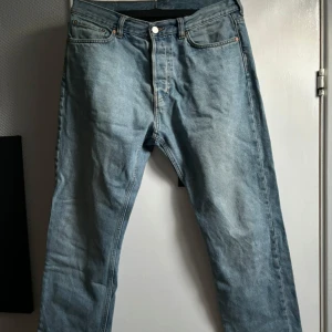 Weekday jeans regular  - Jeans från weekday  Regular fit 31/30 använt skick  150