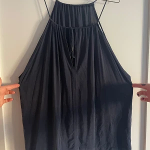 Linne samsoe samsoe - Jättesnyggt linne från samsoe samsoe, storlek M (passar S). Nyskick