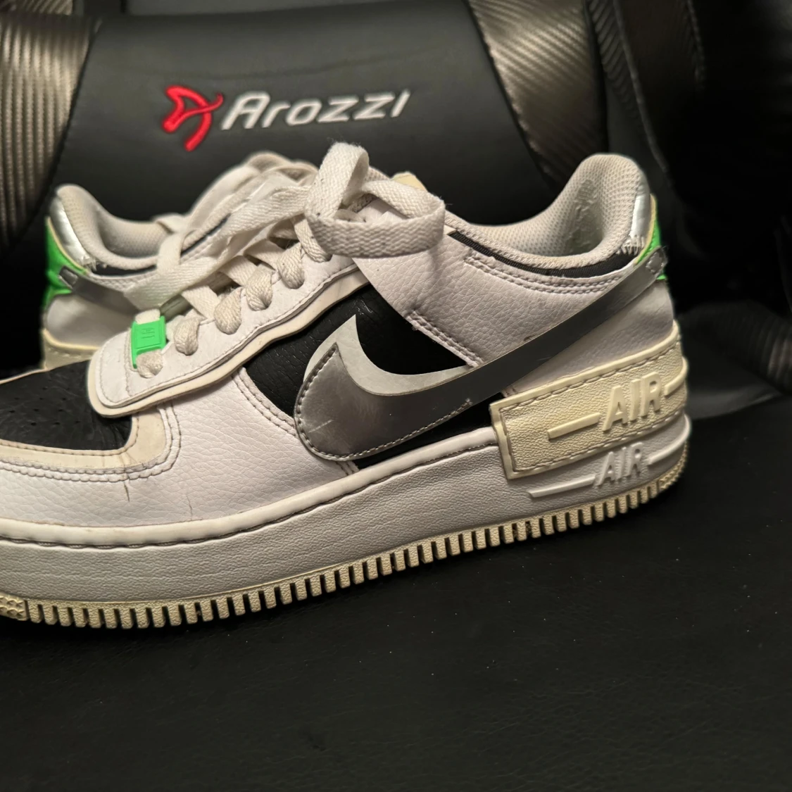 Nike Air Force sneakers med gröna detaljer - 90