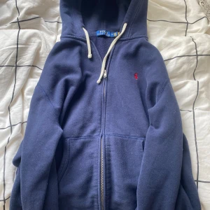 Ralph lauren hoodie  - Skitsnygg hoodie i storlek M, inga defekter 