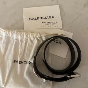 Balenciaga armband - Super fint balenciaga armband!  Väldigt bra skick! 