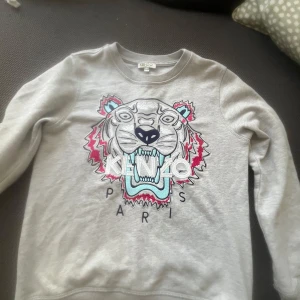 Kenzo tröja💕 - Säljer denna superfina kenzo tröja i storlek xxs💕Superfint skick!!