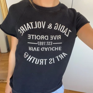 Zadig tröja - Såå fin Zadig & Voltaire tröja!! Anständig fåtal gånger så den är i bra skick!💕Storlek 14/S