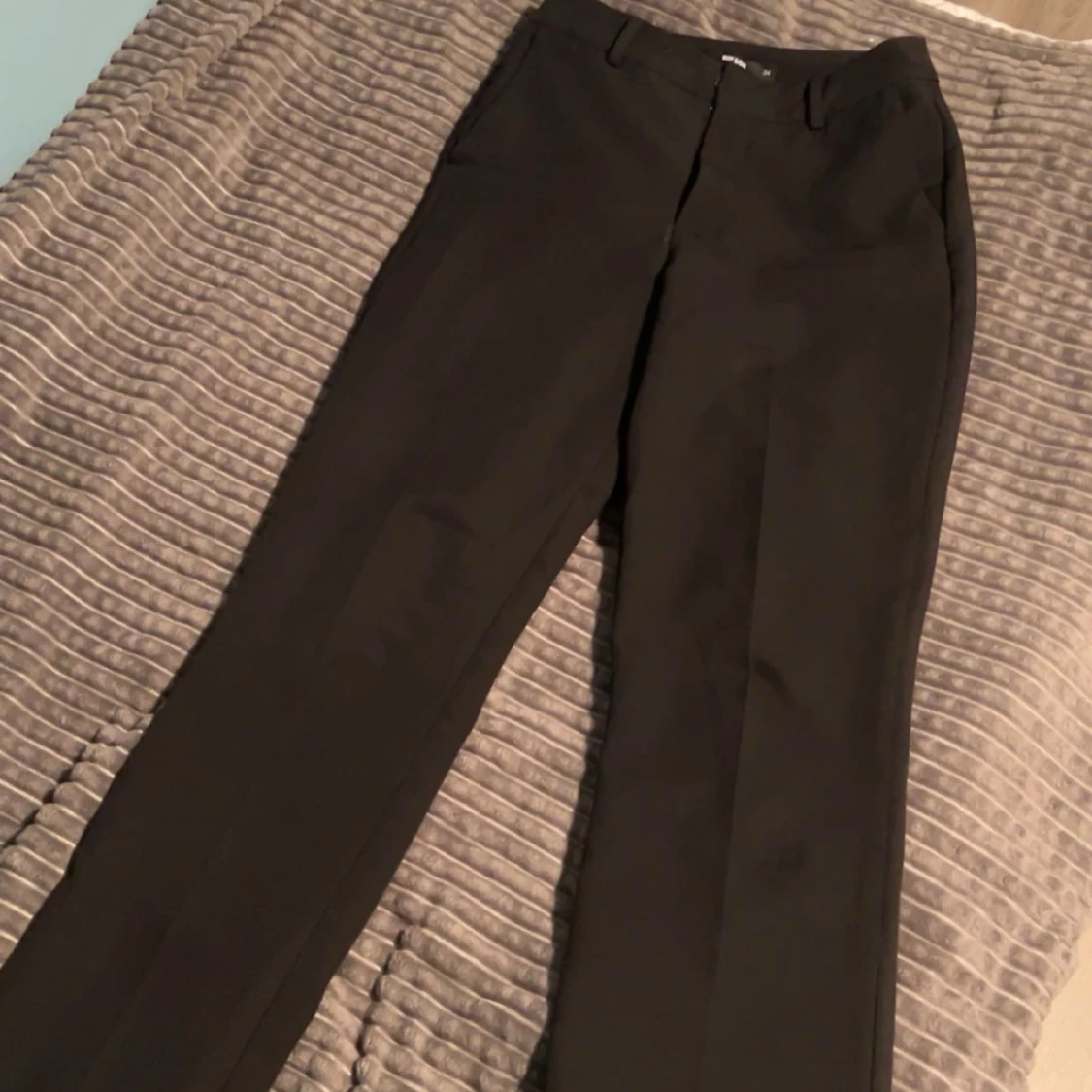 Kostymbyxor från bikbok