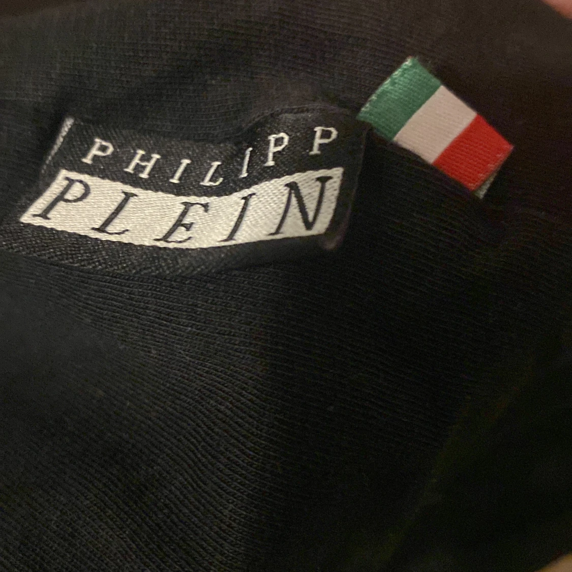 Säljer min Philip plean t shirt liten på mig  - 90