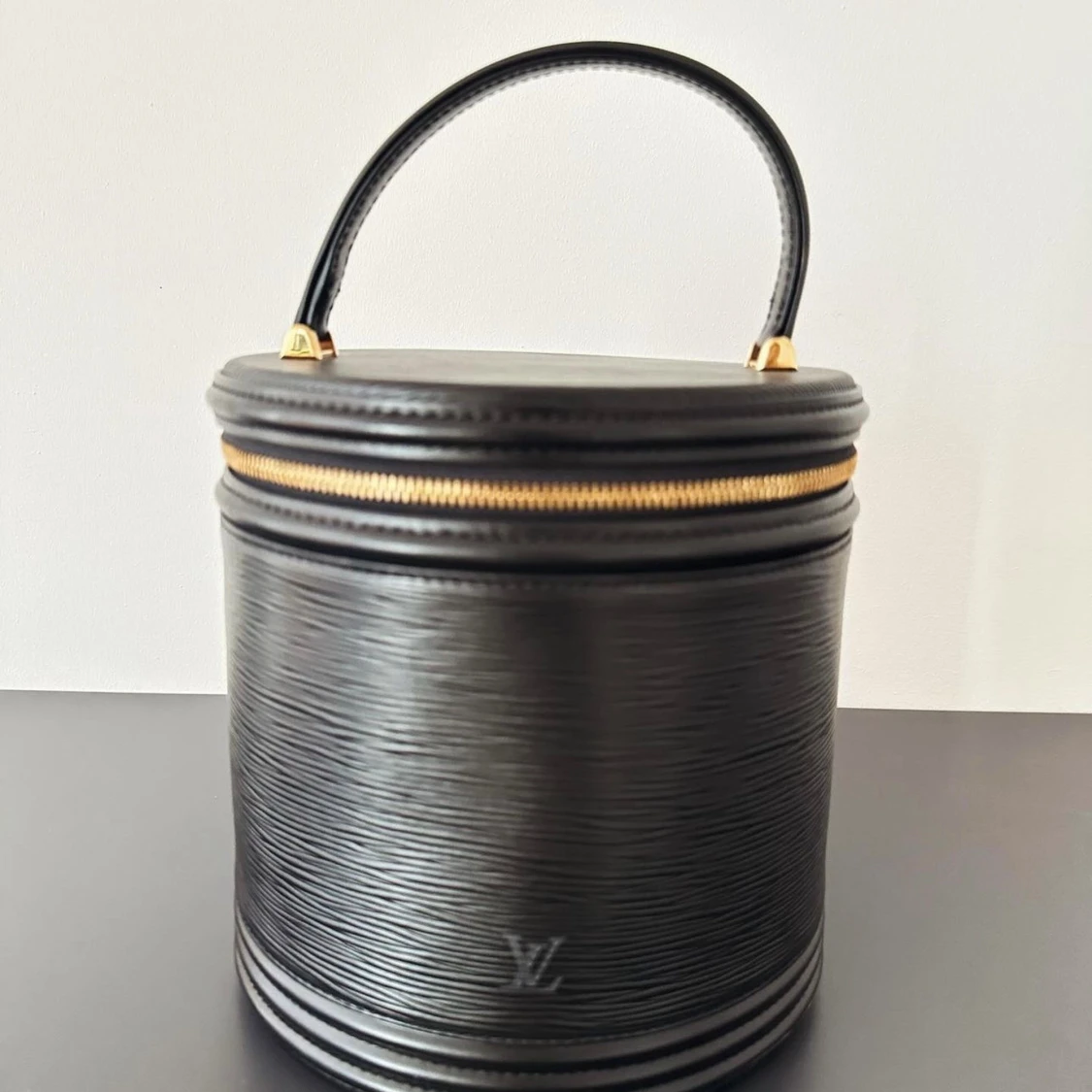 LV Epi Classic Collections - 92