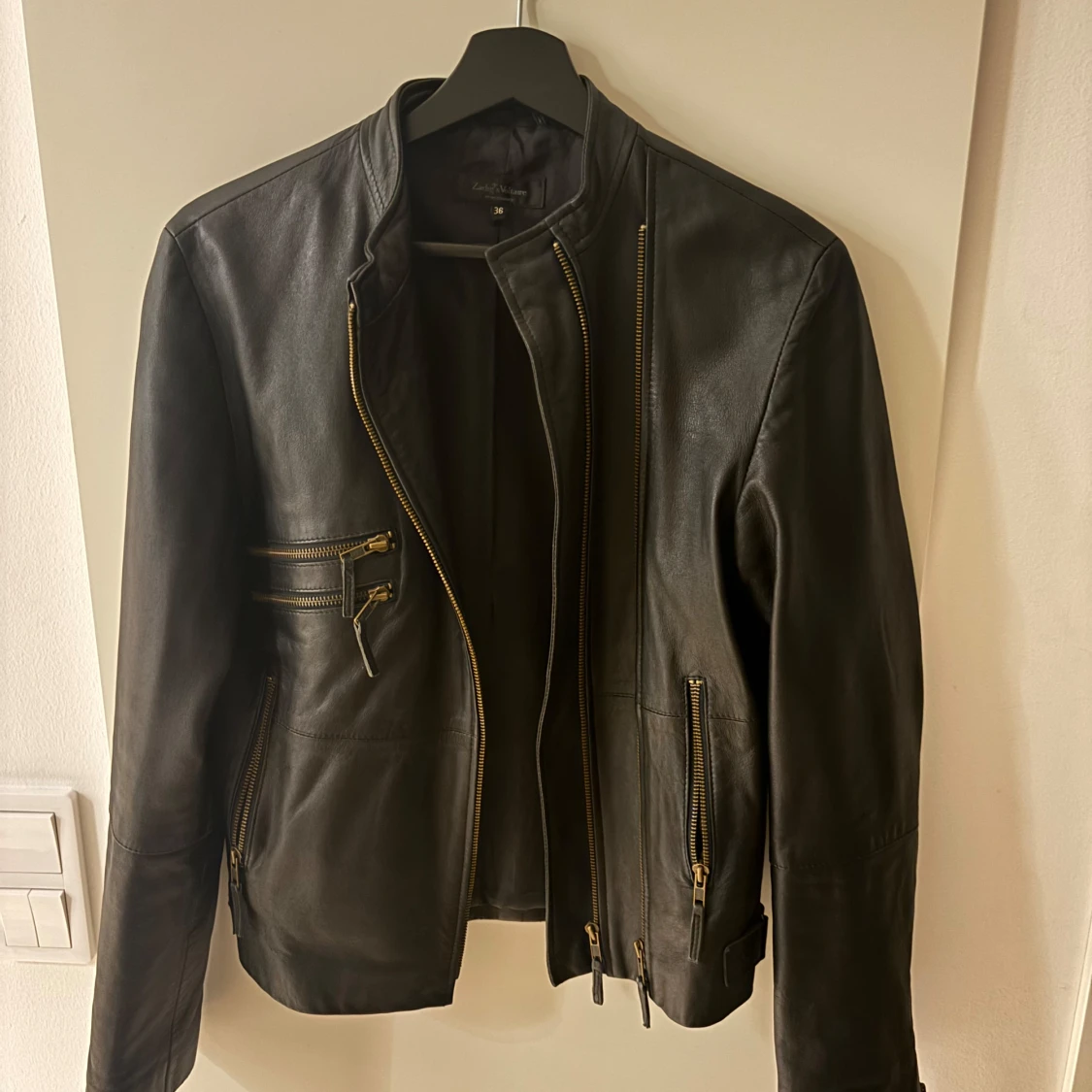 Zadig & Voltaire skinnjacka  - 90