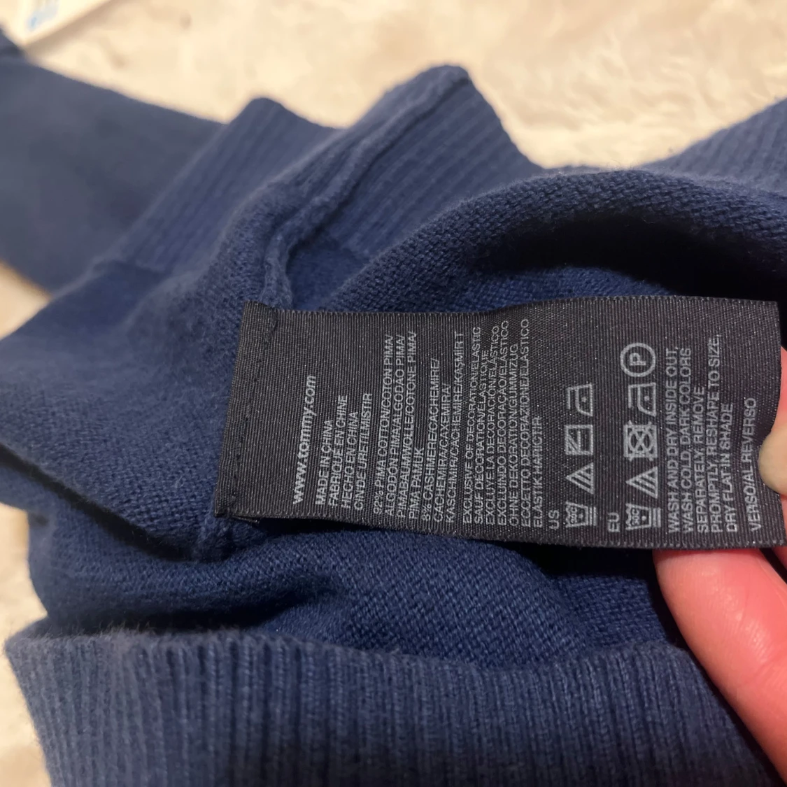 Blå tröja från Tommy Hilfiger - 93