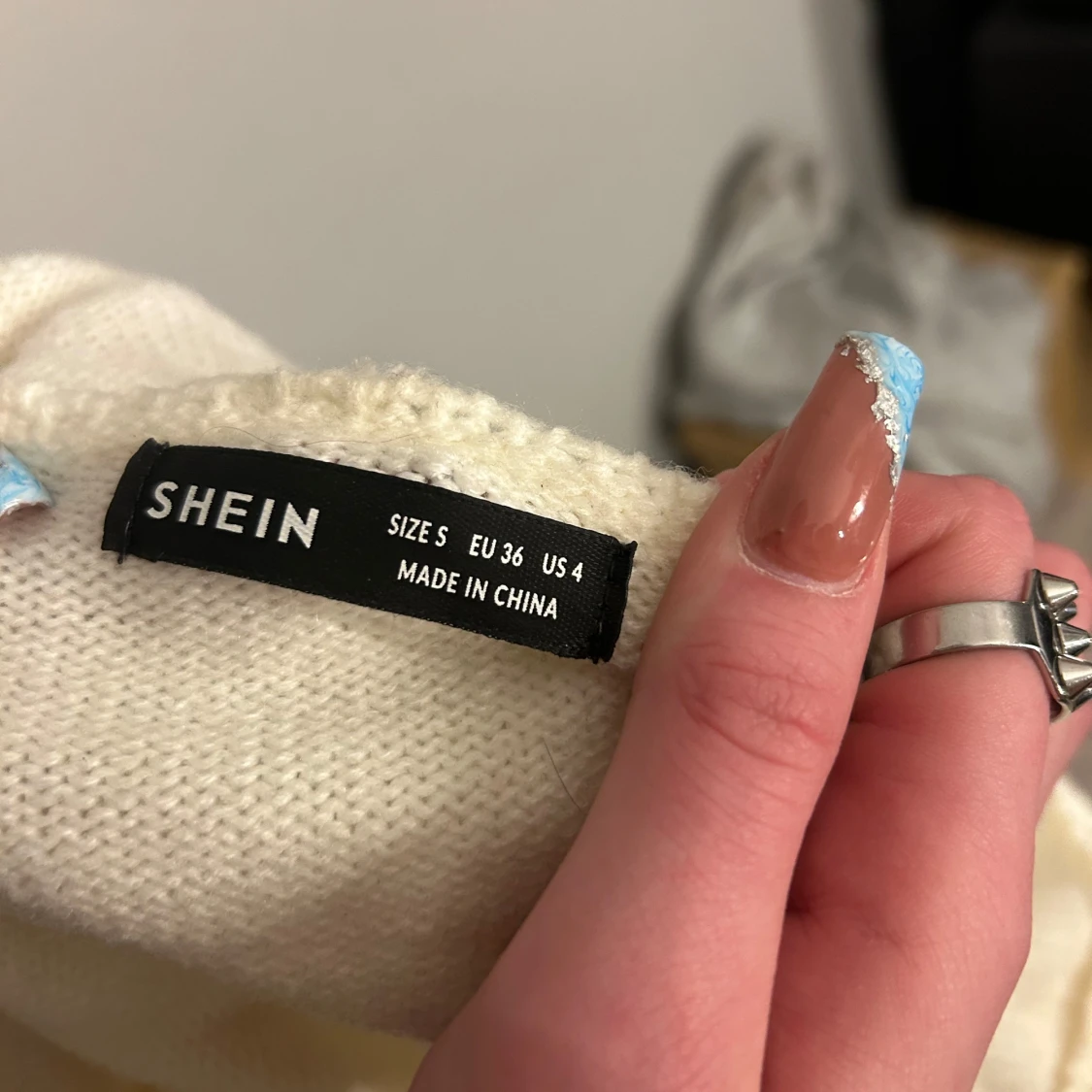 Vit hoodie från Shein - 2