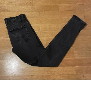 Replay  - Ett par riktigt feta replay jeans🔥✅ jeansen är knappt använda, inga skador. Priset är diskuterbart💸💸billigare vid snabb äffär👌✅