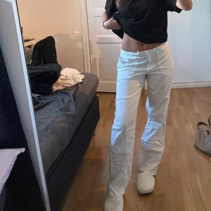 Vita linnebyxor - Snygga vita linnebyxor från bpc med en rak passform. Perfekta. 