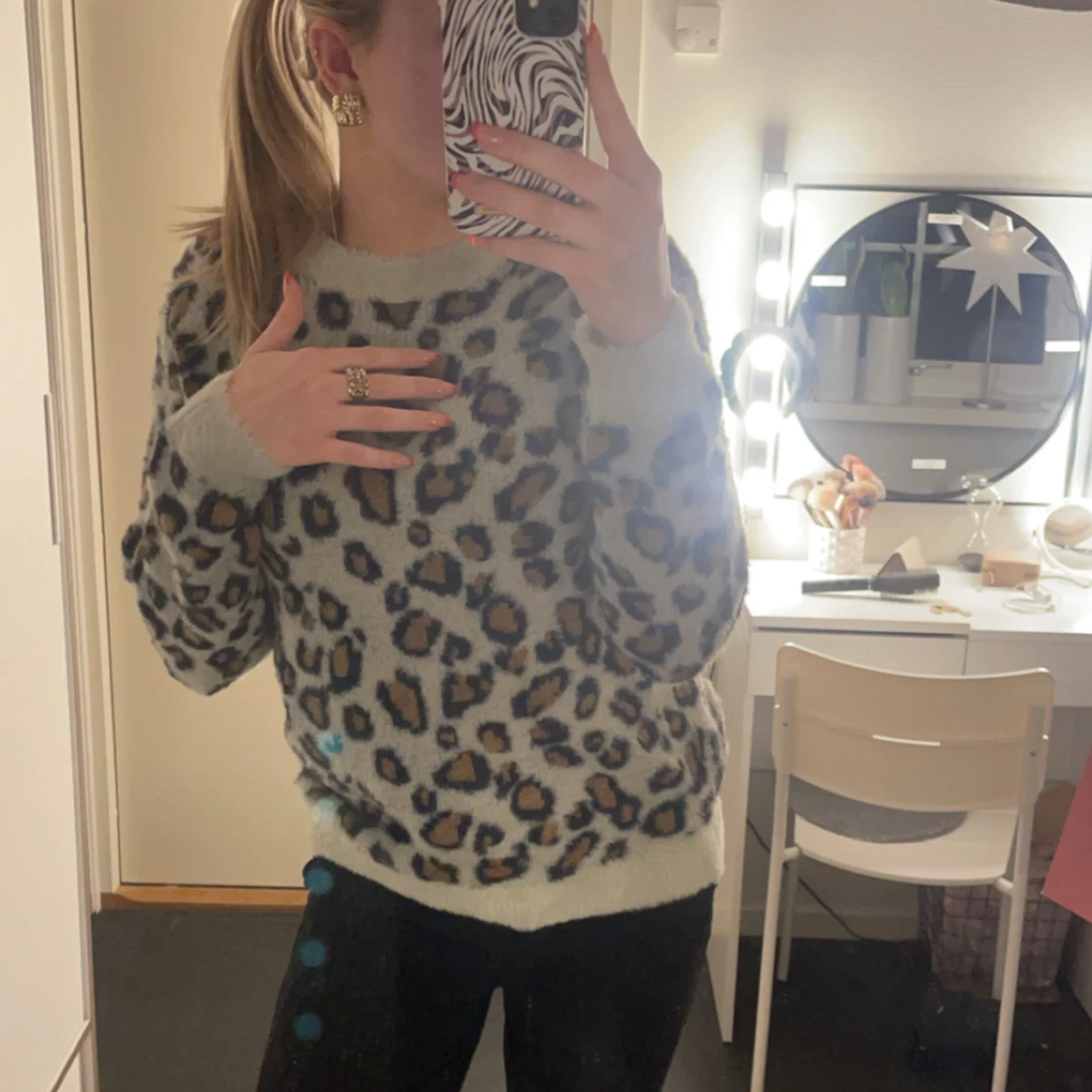 Leopardmönstrad tröja - 2