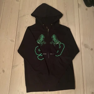 Bladee The Fool Hoodie - Bladee The Fool Hoodie mycket bra skick