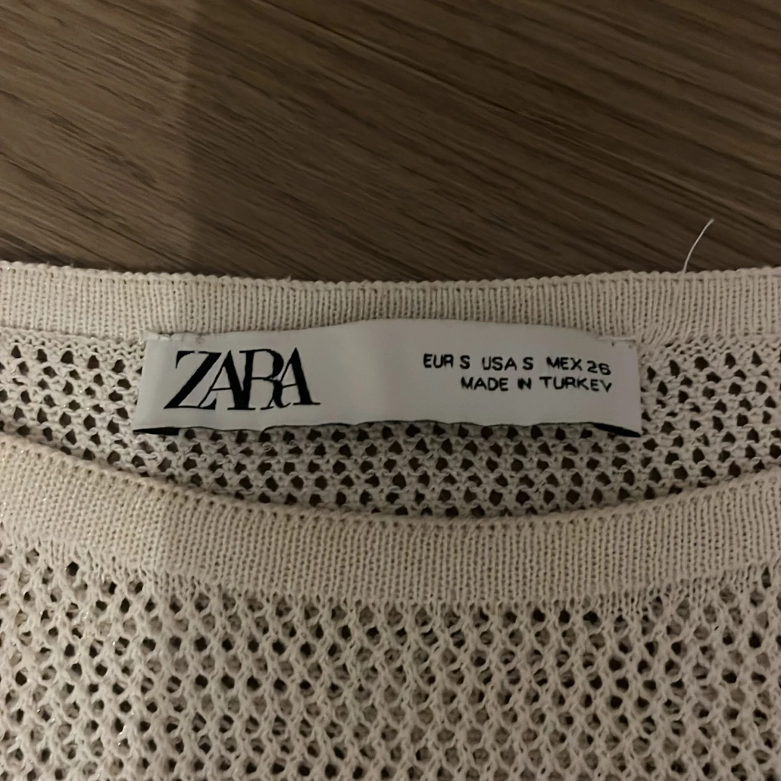 Vit volang topp från Zara - 3