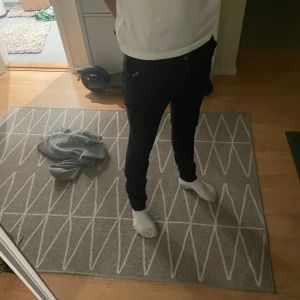 Replay jeans - Säljer ett par feta replay jeans som är i 10/10 skick.