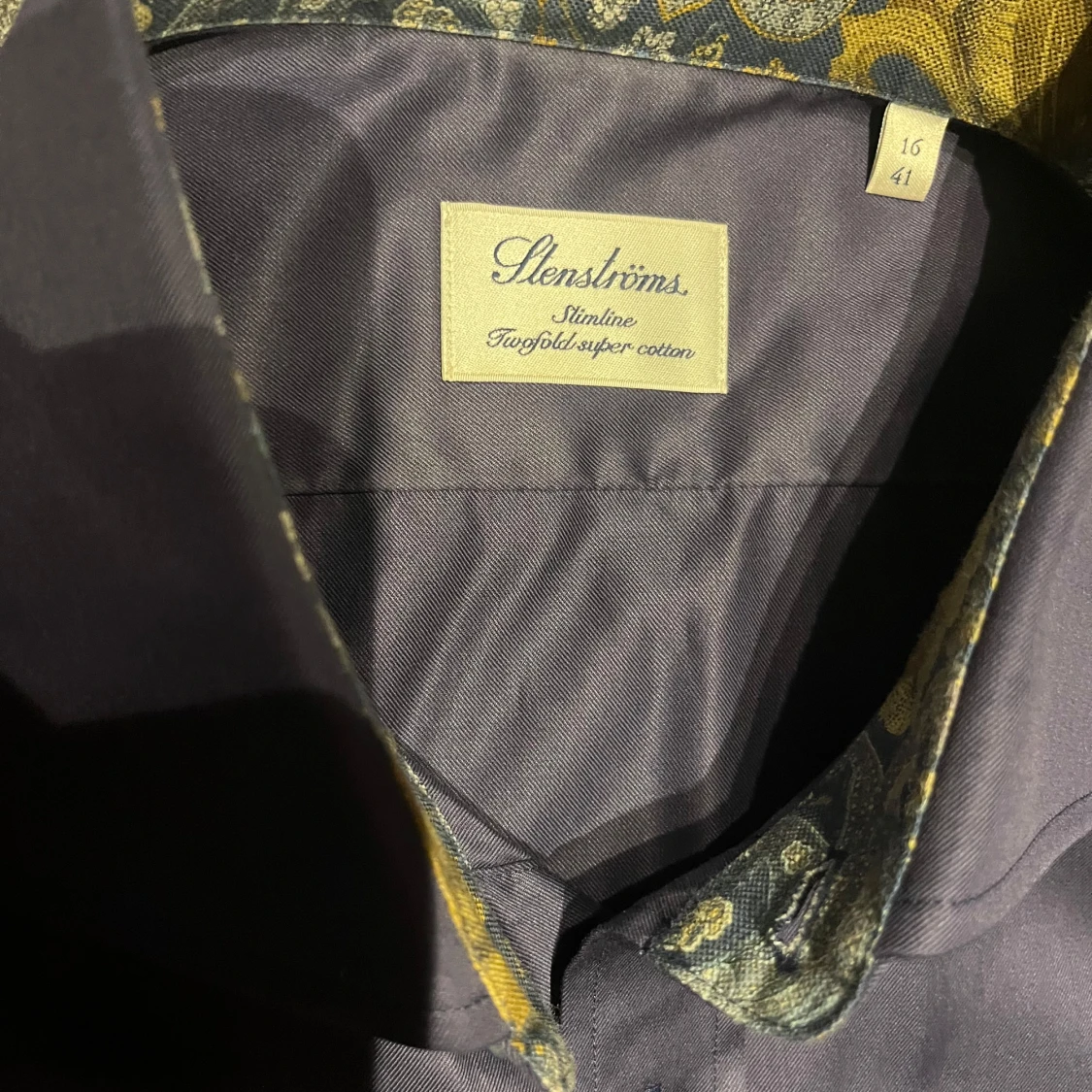 Mörkblå skjorta från Stenströms - 1