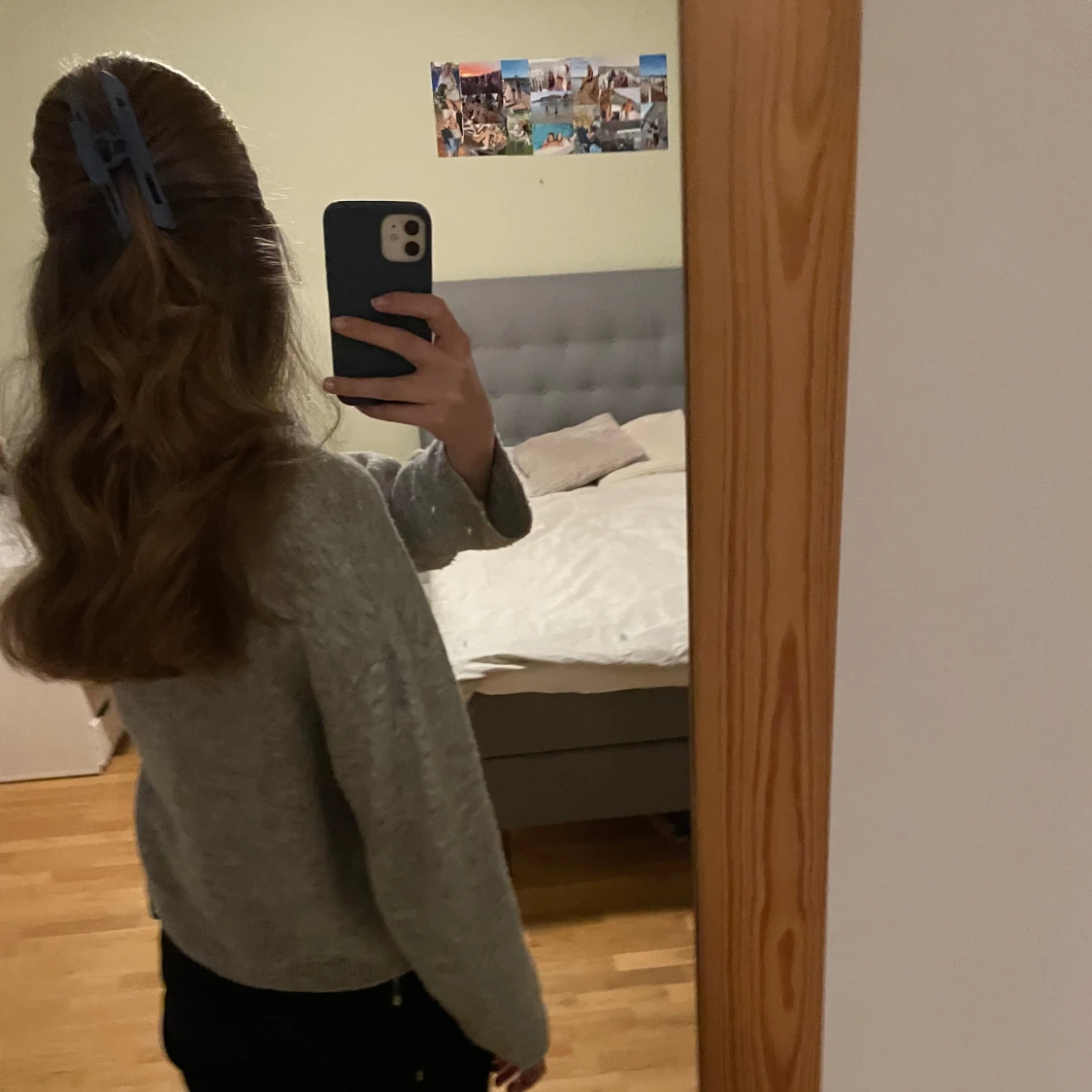 Grå stickad tröja - 1