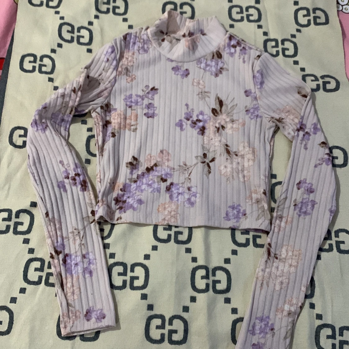 H&M Pink flower crop top 