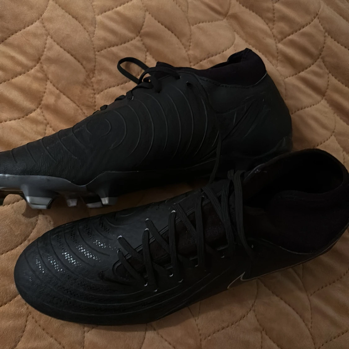 Svarta fotbollsskor från Nike - 2