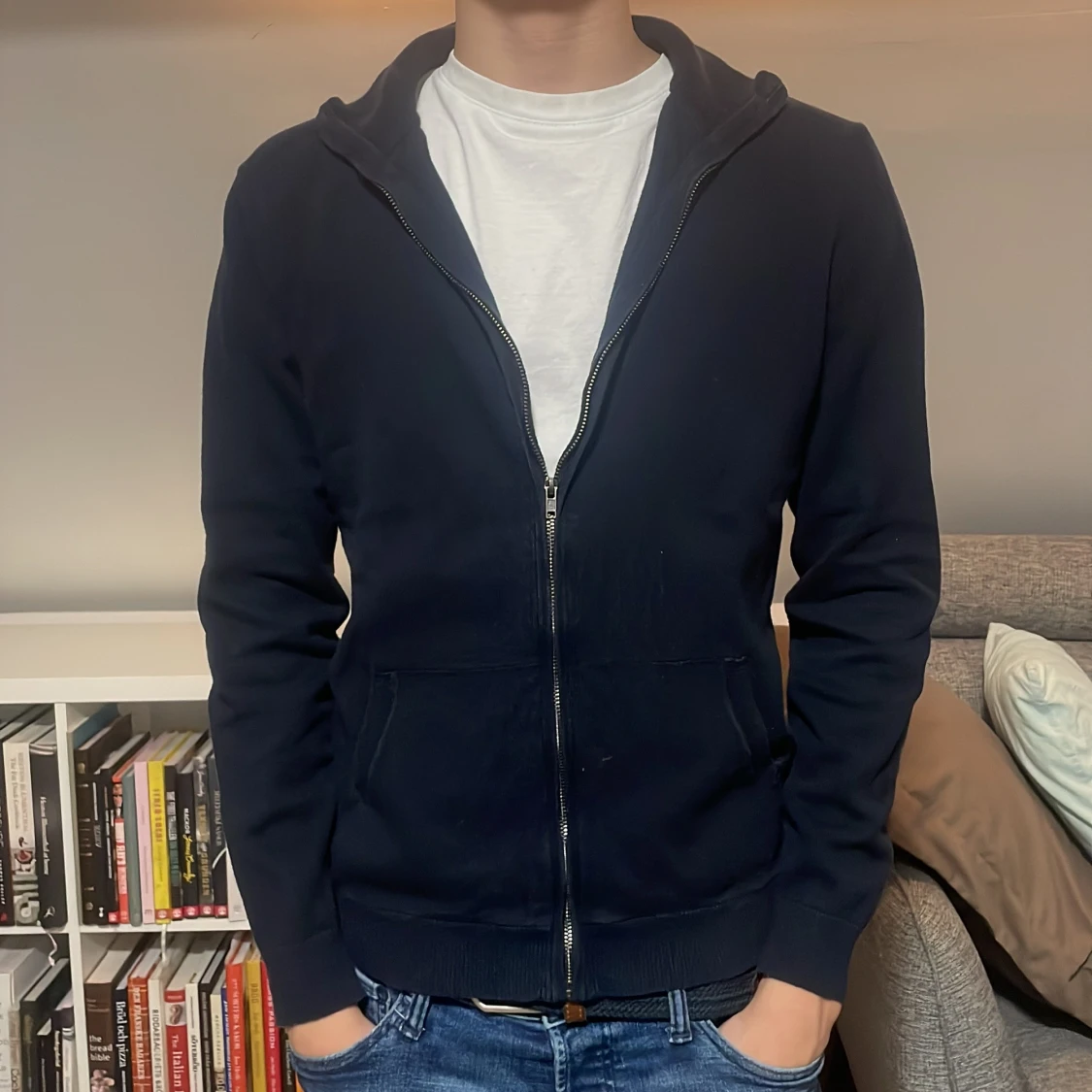 Helzip mörkblå tröja