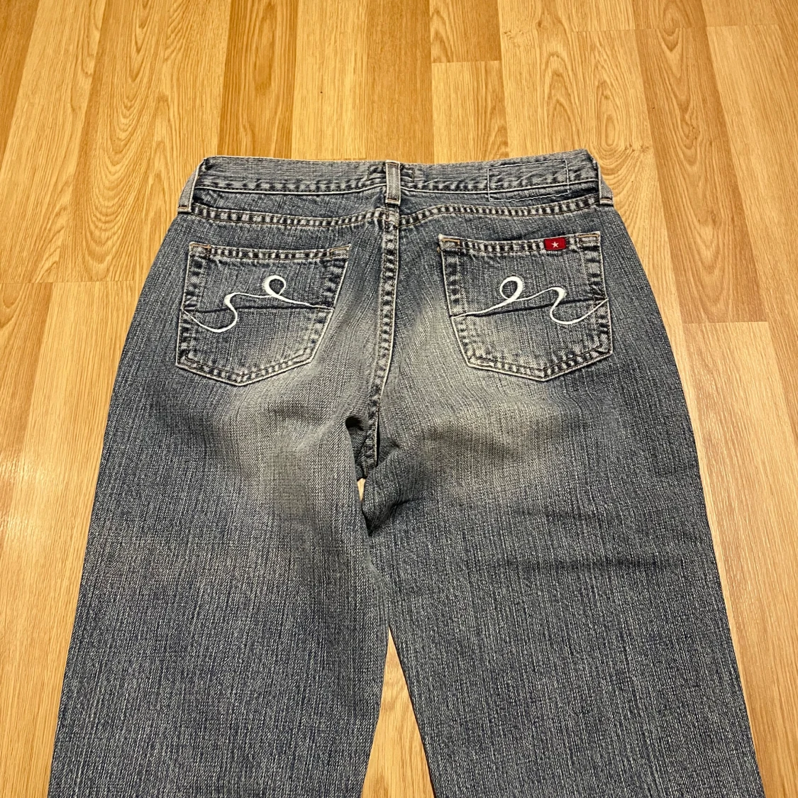 Lågmidjade bootcut jeans - 2