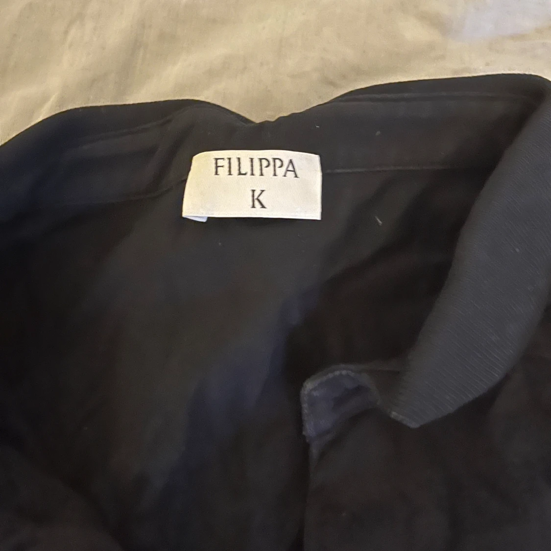 Svart pikétröja från Filippa K - 1