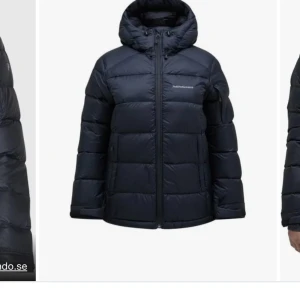 Svart jacka från Peak Performance - Snygg och varm svart jacka från Peak Performance. Jackan har en praktisk huva och dragkedja framtill. Perfekt för kyliga dagar. Orginalpris 4199 . Den är helt ny Inga defekter alls