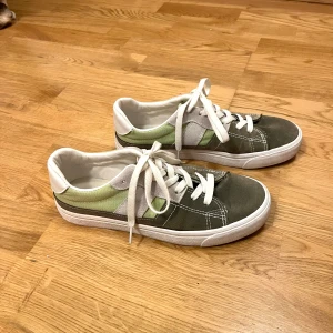 Sneakers - Vans liknande skor