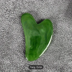 gua sha sten - Orginala priset är 149, dene helt ny och är väldigt värd. Ni står för frakten.