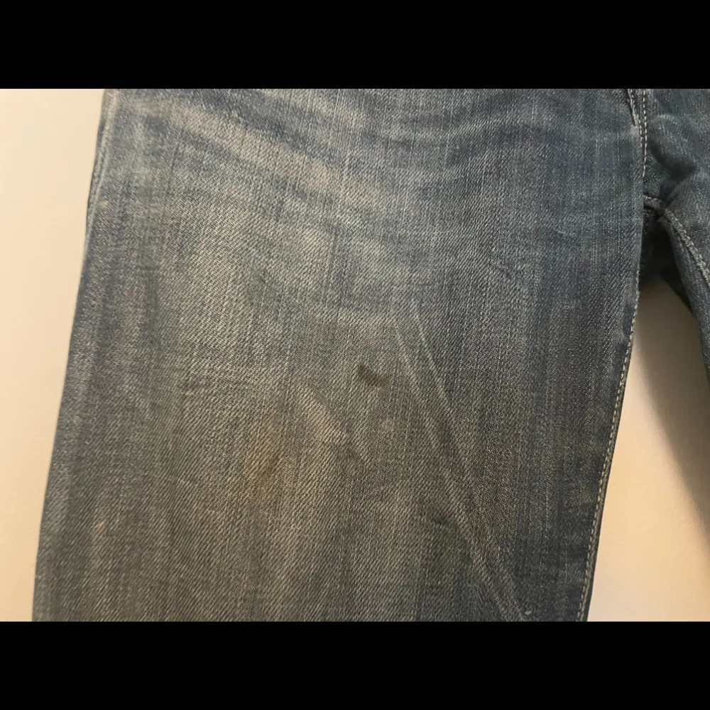 Jätte snygga jeans från Disel, en fläck på men går bort i tvätten ( tvättar såklart innan postar) se bild 4. . Jeans & Byxor.