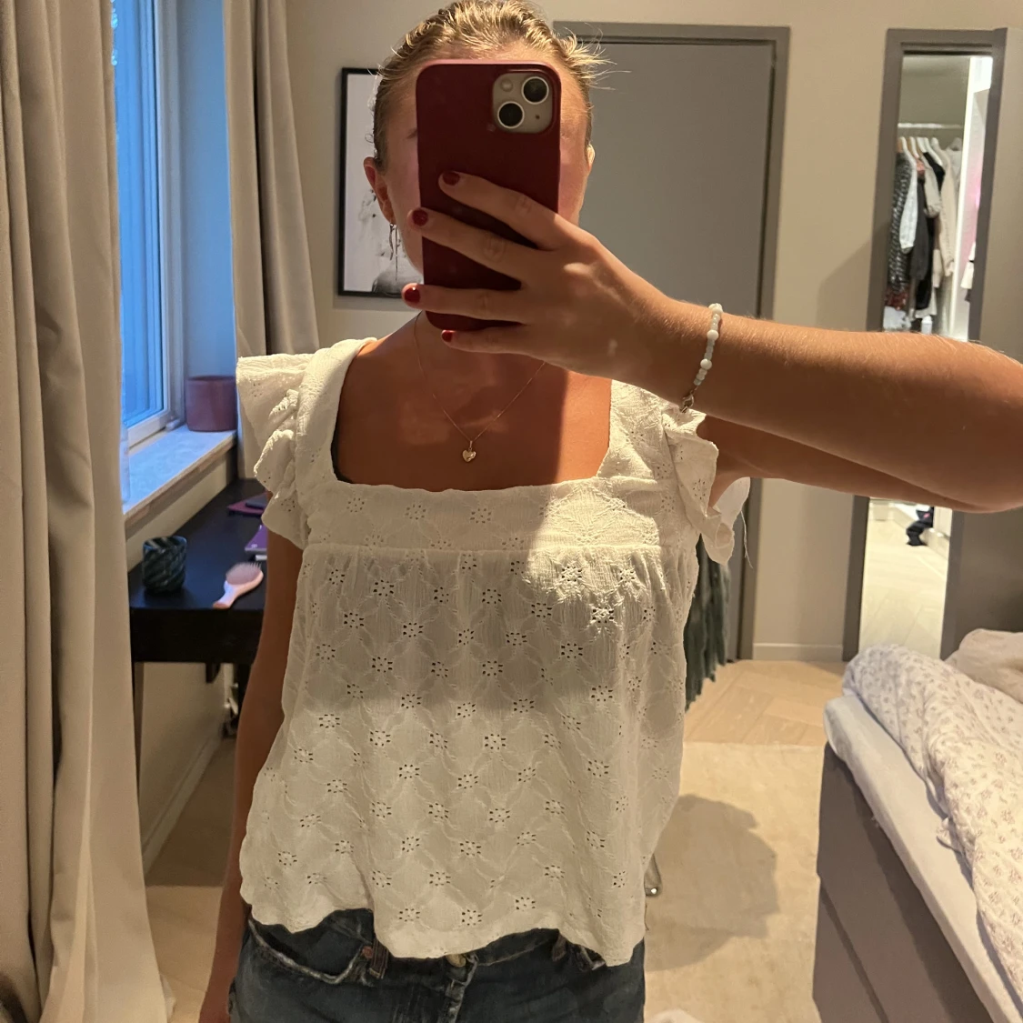 Blus från gina tricot  - 90