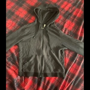 Calvin Klien zip-up hoodie - Tunn, sitter bra, bekväm