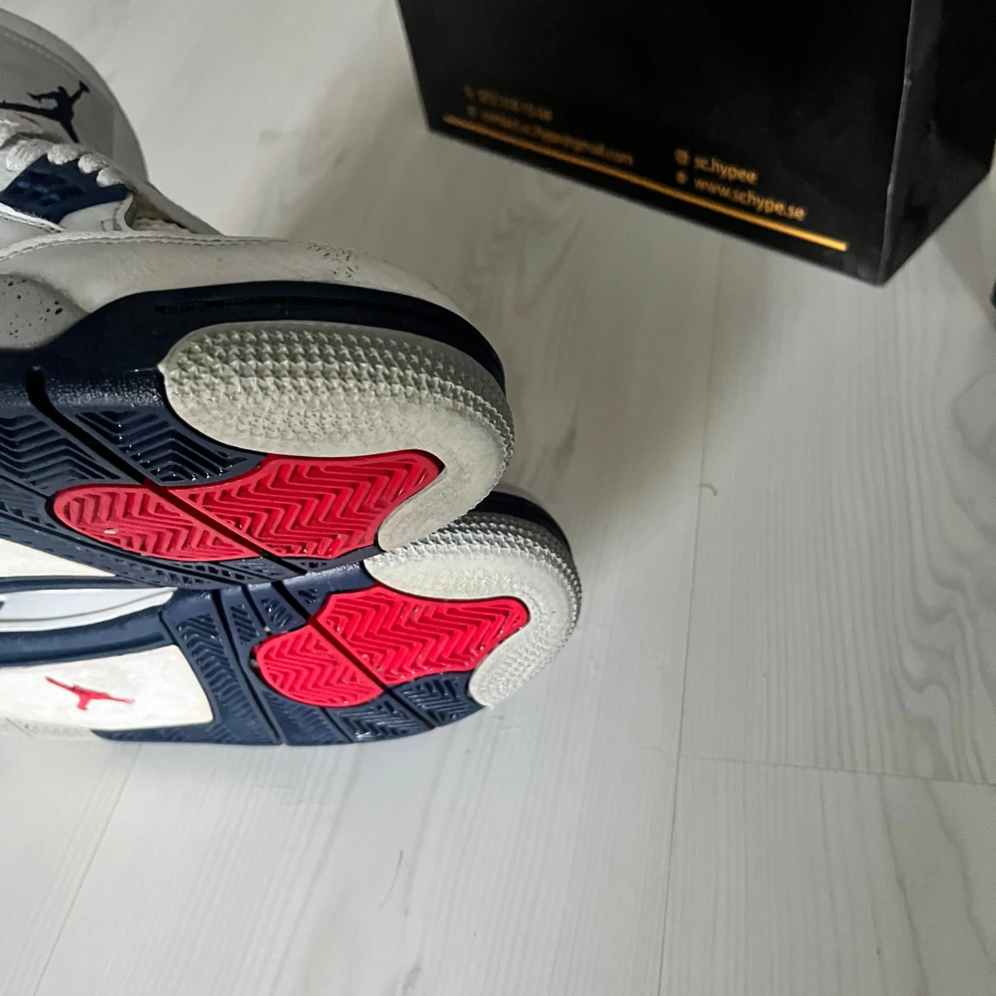 Jordan 4 midnight navy - 92