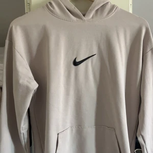 Nike hoddie - Väldig skön varm hoddie