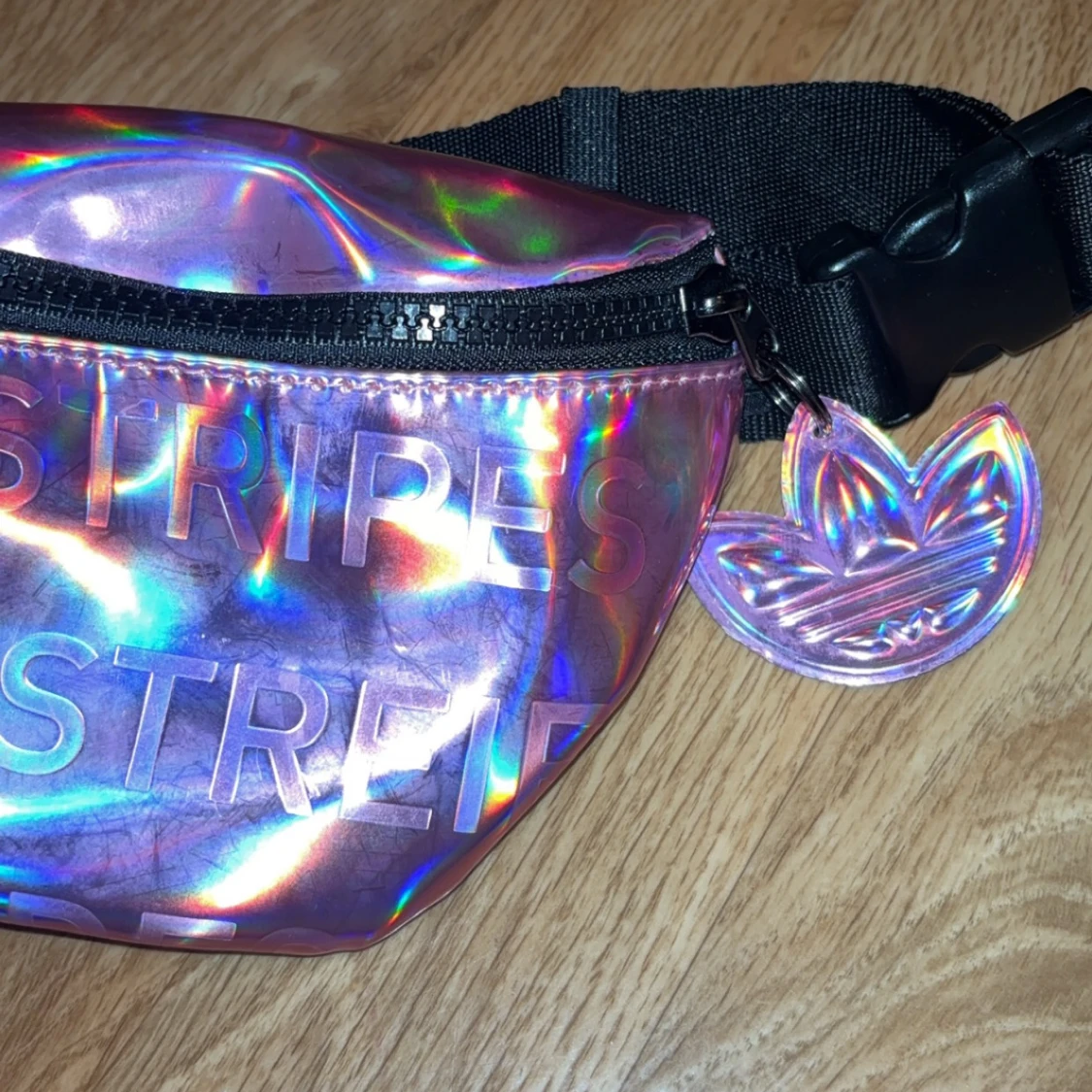 Adidas magväska - 91