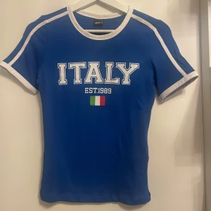 Italy tröja - Italy tröja, aldrig använd bara tagit bort prislappen