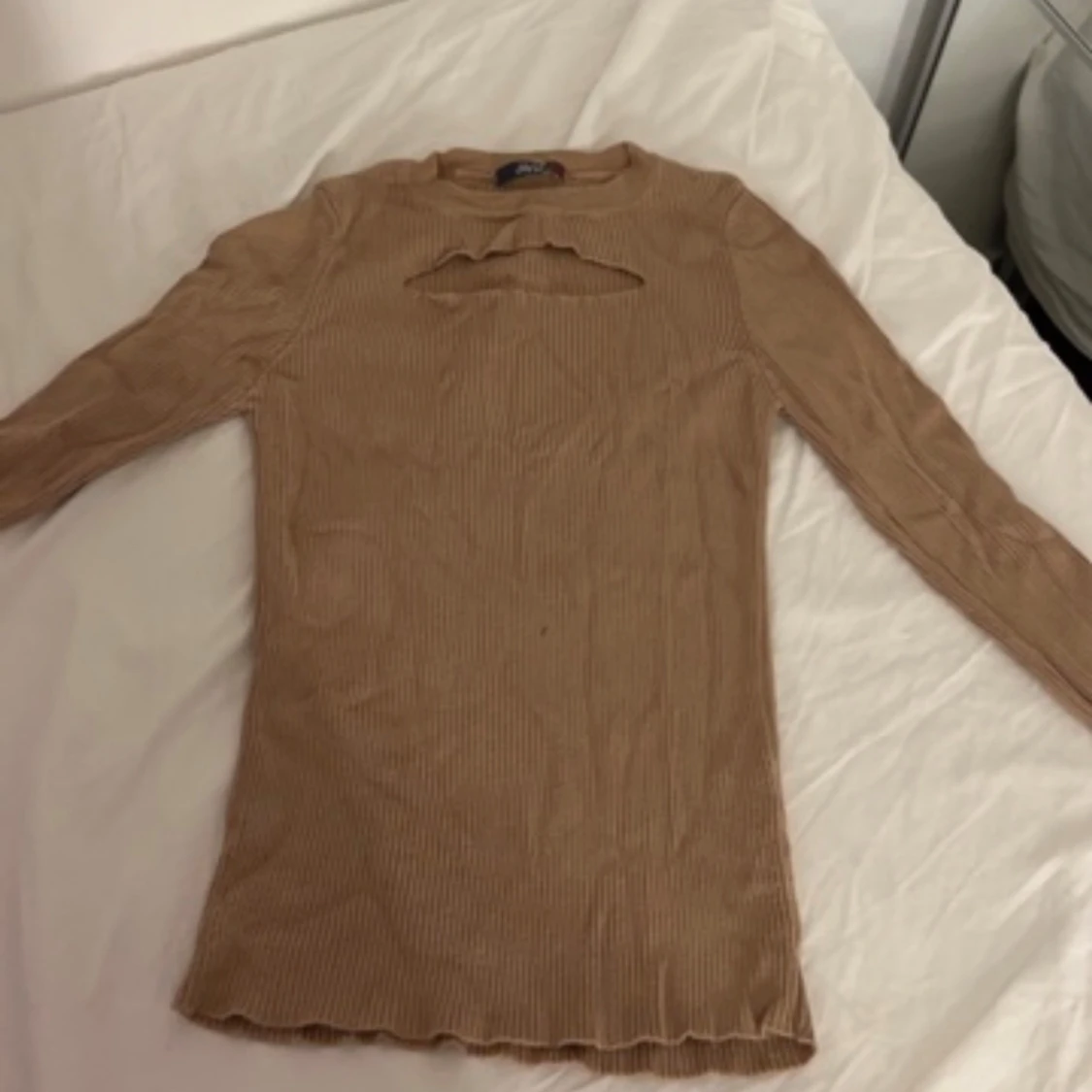 Tröja från dilvia i storlek S men passar som xs också 