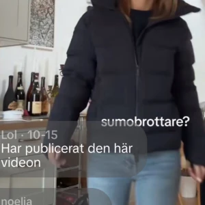 vinter jacka - helt ny vinter jacka som aldrig kom ut för försäljning. nypris ca 7000kr säljer för 2500kr❤️