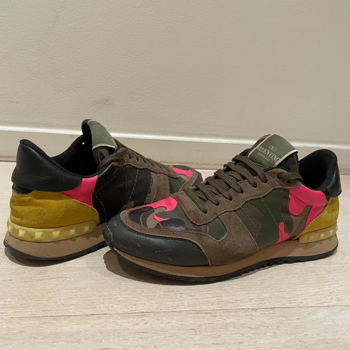 Valentino Rockrunner sneakers i camouflage - 90