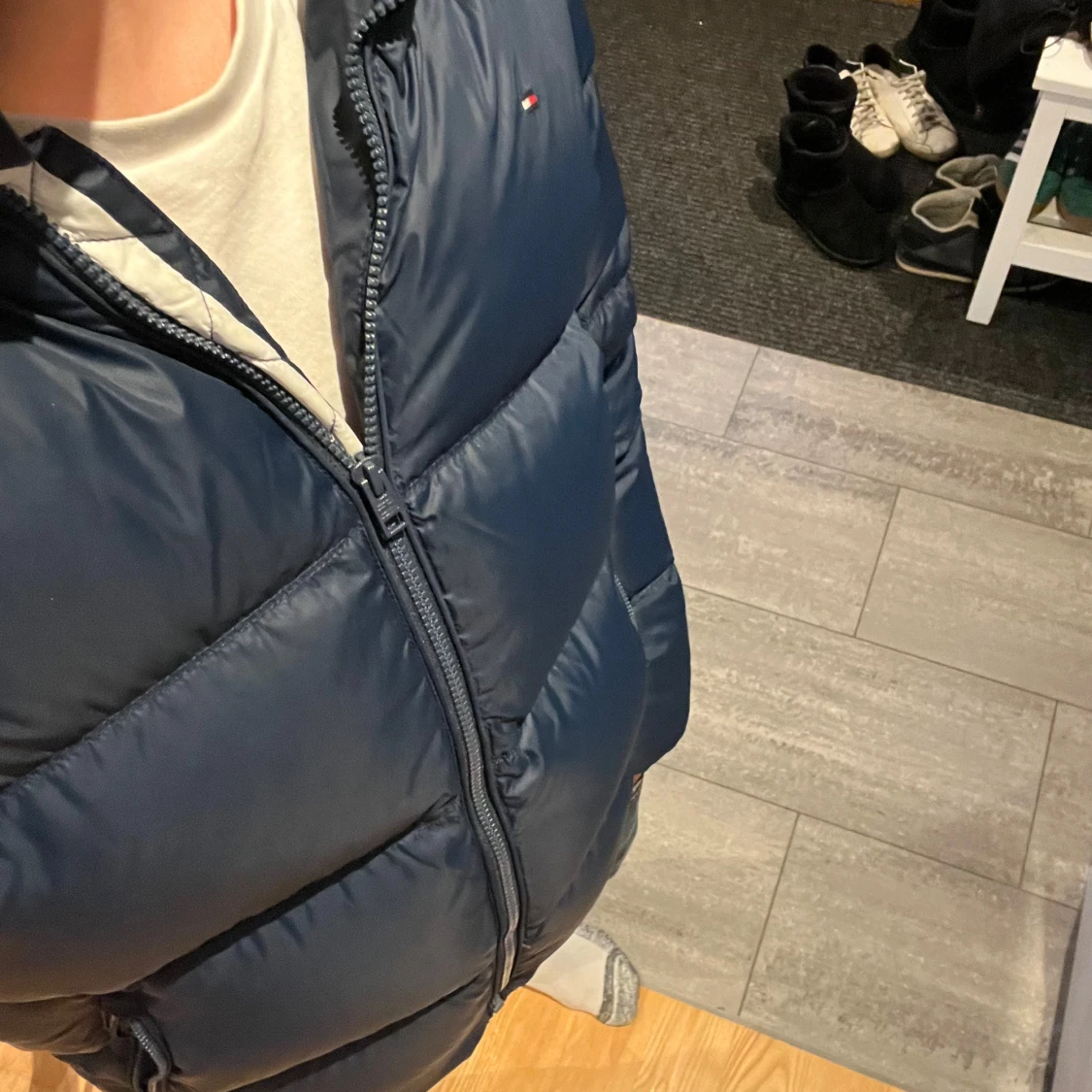 Mörkblå pufferjacka från Tommy Hilfiger - 91