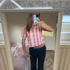 Rutig blus - Världens sötaste rutiga blus från mango💗💗💗